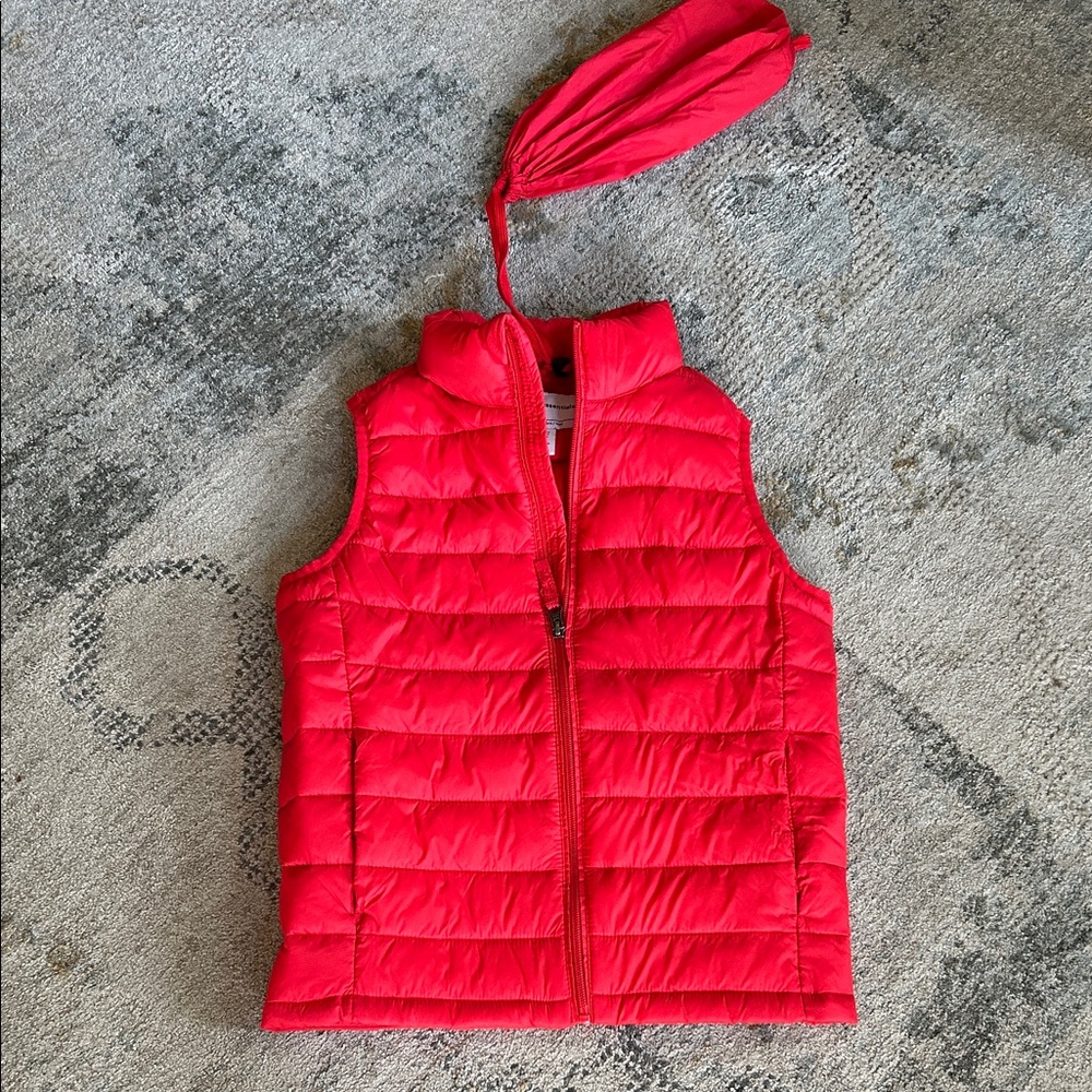 Amazon Essentials Kids Quilted Vest - Bright Red
